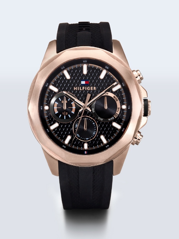 تومي هيلفيغر