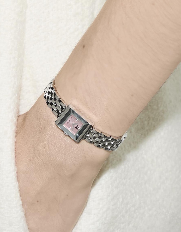 ساعات غوتشي