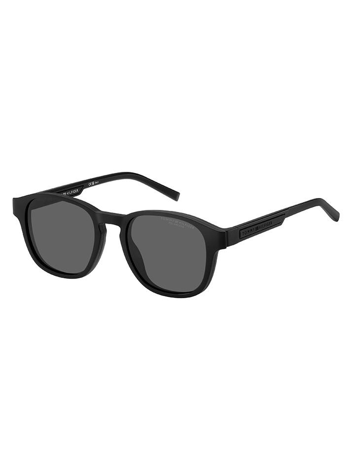 نظارات تومي هيلفيغر