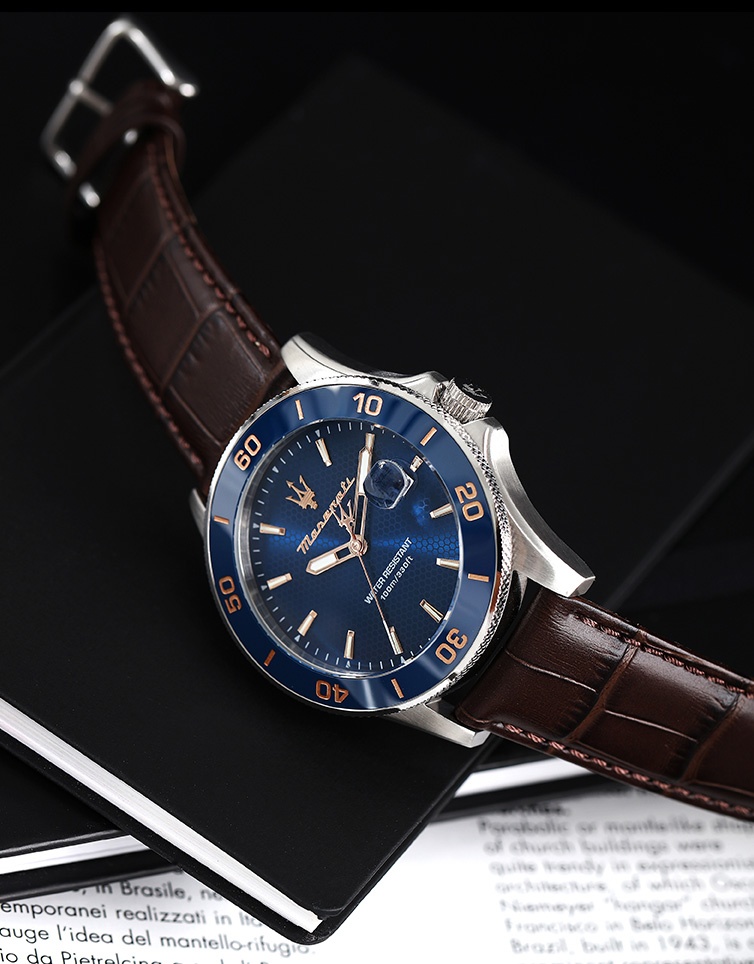 Shop elegant Maserati watches in UAE at Rivoli – Rivoli Group